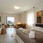 Domus 3* Bellagio