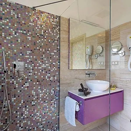 Hotel Domus 3*