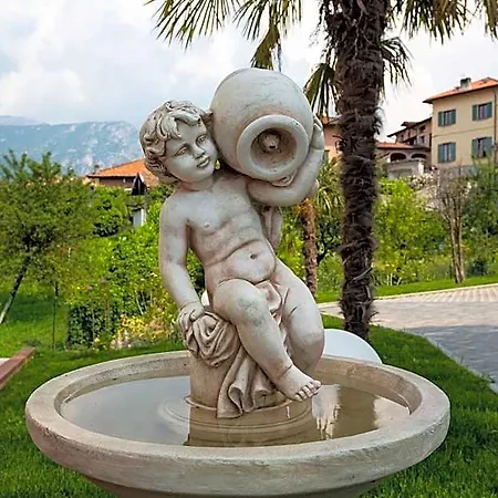 Domus Hotel 3*