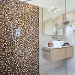 Domus 3*