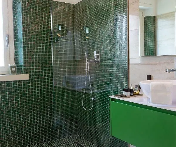 Domus 3*